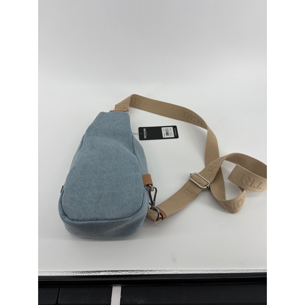 True Religion Light Blue Denim Sling Bag Horseshoe Logo Crossbody - Picture 2 of 6